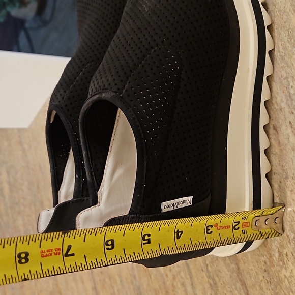 MarcoMoreo 40 - Picture 2 of 5